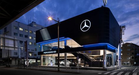 The new Mercedes-Benz dealership also includes a service center for EVs. Mercedes Dealership, Dealership Showroom, Mercedes Models, Mercedes Benz 300, Yamaha Motor, Car Showroom, New Mercedes, Bike Repair, Solar Panel Installation