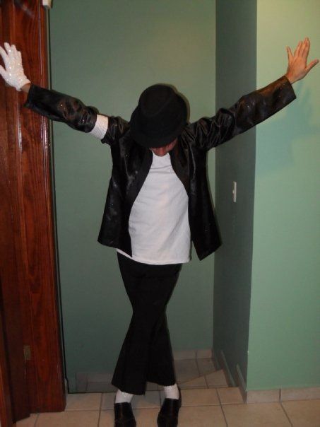 Michael Jackson Easy Michael Jackson Costume, Micheal Jackson Inspired Outfit, Michael Jackson Costume Ideas, Michael Jackson Cosplay, Michael Jackson Costume Female, Michael Jackson Outfits For Women, Michael Jackson Inspired Outfits, Michael Jackson Halloween Costume, Michael Jackson Makeup