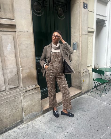 Embracing fall neutrals and bold prints 🍂✨ Mixing textures with a cozy turtleneck, tailored fringed blazer, and these statement leopard overalls from @balzacparis for a day in Paris. Effortlessly chic meets comfort. 🐆 #ParisianStyle #FallFashion #EffortlessChic #OOTD ⠀⠀⠀⠀⠀⠀⠀⠀⠀ *produits offerts A Day In Paris, Day In Paris, Fall Neutrals, Effortless Chic, Bold Prints, Fall Outfit, Parisian Style, Fall Outfits, Autumn Fashion