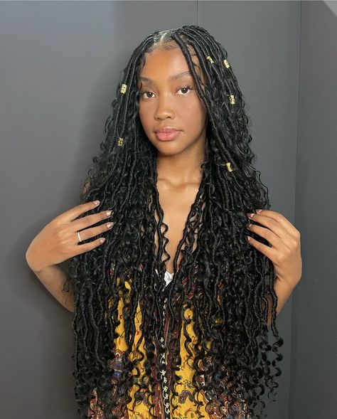 Cornrows Braids For Black Women, Loc Extensions, Braids For Black Women, Cornrows Braids, Goddess Braids, Black Braids, Black Women, Braids, Twist