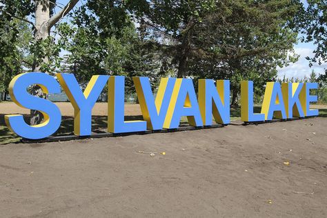 Sylvan Lake #sylvanlake #yeg #yyc #BC #saskatchewan #alberta Sylvan Lake Alberta, Canada Lake, Inflatable Obstacle Course, Sylvan Lake, Gas Service, Color Festival, Outdoor Movie, Outdoor Market, Canada Day