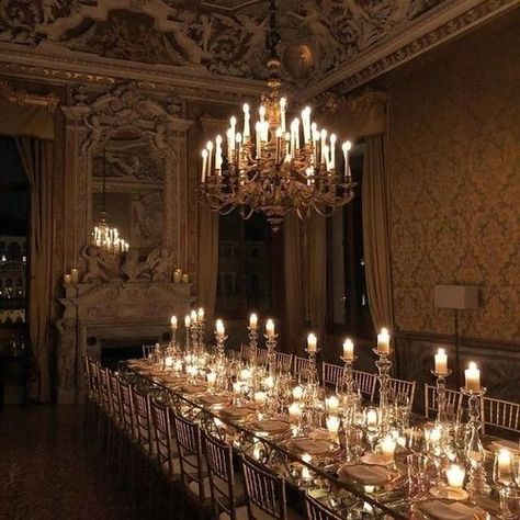 Palace | aesthetic, castle ve royal Dark Academia, Dining Room, Candles