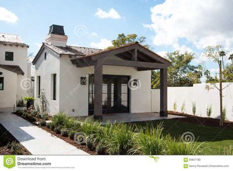 windows Tiny Home Backyard Guest Houses, Tiny Guest House, Backyard Guest Houses, Arizona House, Building Costs, Accessory Dwelling Unit, Modern Tiny House, Mansions Homes, New Home Construction