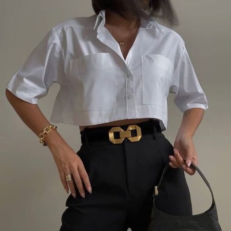 White Cropped Shirt Outfit, Cropped Shirt Outfit, Camisa Social, Formal Outfits, Shirt Fits, Outfit Style, Formal Outfit, Short Shirts, Crop Shirt