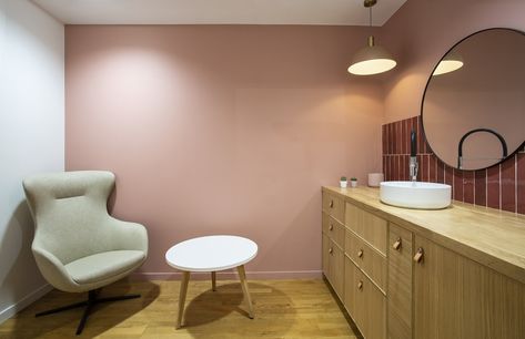 Restroom Storage, Highback Sofa, Paris Office, Lactation Room, Wellness Room, Nursing Room, Commercial Office Design, Kindergarten Design, Cabinet Medical