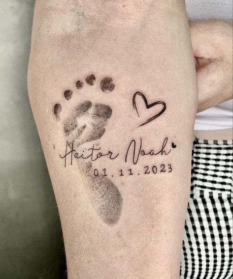 Tattoo Idea For Kids Names, Noah Tattoo Ideas, Baby Footprint Tattoo Ideas For Mom, Baby Foot Print Tattoo, Lost Baby Tattoo, Noah Tattoo, Foot Print Tattoo, Newborn Tattoo, Tattoos For Siblings