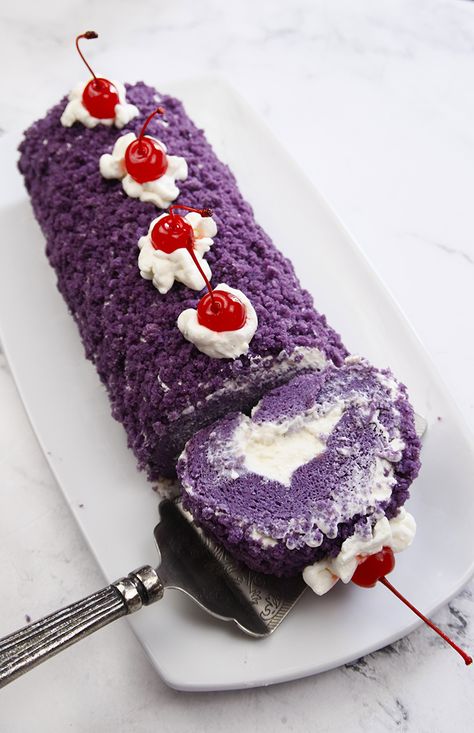 Ube Roll Cake Recipe, Ube Cake Roll, Ube Macapuno Cake Recipe, Leche Flan Cake Recipe, Ube Chiffon Cake Recipe, Ube Roll, Ube Cake, Purple Desserts, Filipino Dessert Recipes