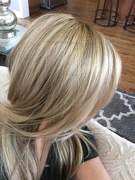 Heavy blonde highlights. Color by Lorena at Platinum Salon in Braselton GA. Heavy Blonde Highlights, Blonde Highlights On Brown, Highlights Blond, Blonde Highlights On Brown Hair, Heavy Highlights, Brown Lowlights, Highlights On Brown Hair, Blond Hairstyle, Blond Highlights