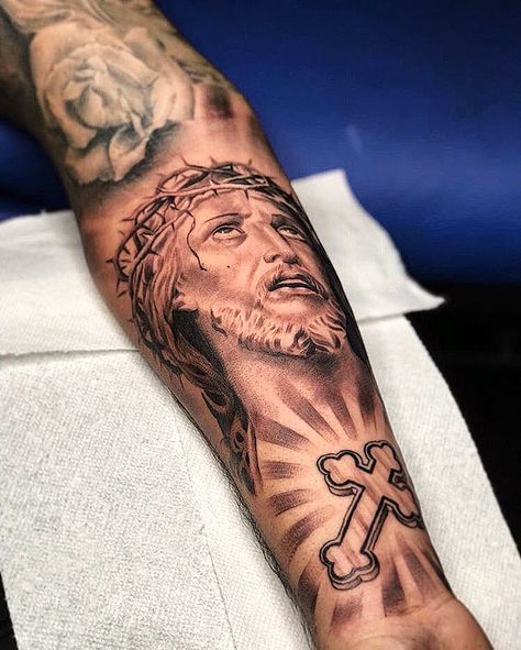 Cross Forearm Tattoo, Jesus Crown, Chicanas Tattoo, Mermaid Pin, Single Needle Tattoo, Tattoo Forearm, Cool Forearm Tattoos, Jesus Tattoo, 3d Tattoos