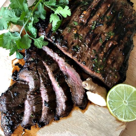 Grill Flank Steak, Panang Curry Recipe, Flank Steak Recipe, Marinade Flank Steak, Carne Asada Recipes, Marinated Flank Steak, Flank Steak Recipes, Panang Curry, Grilled Flank Steak