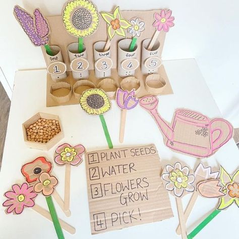 Yellow Door on Instagram: "Celebrating spring through cardboard 😃🌿🌸 How wonderful is this recycle play idea, so inspirational and looks so much fun with lots of early maths opportunities 🌸🌿 Posted @withregram • @playful_porter 🌸 Cardboard Spring 🌸 #cardboardspring I made them 3D-ish by layering up. The idea is to plant the seeds, water them and then watch the right number of flowers grow before picking them and placing in a vase! Porter absolutely thrived with the activity and played more Kids Sensory Activities, Toddler Sensory Bins, Forest School Activities, Diy Toddler, Kids Sensory, Spring Activities, Toddler Learning Activities, Montessori Activities, Toddler Learning