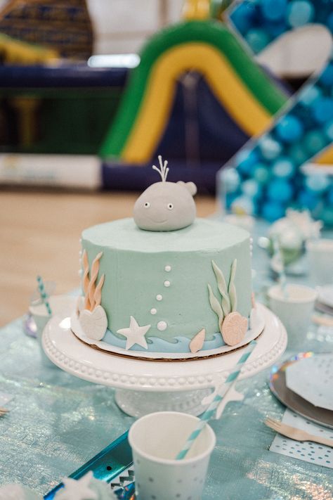 Underwater Birthday Cake, Whale Birthday Cake, Whale Cakes, Underwater Birthday, Whale Birthday, Ocean Birthday Party, Nautical Cake, Pastel Baby Shower, Another Year Older