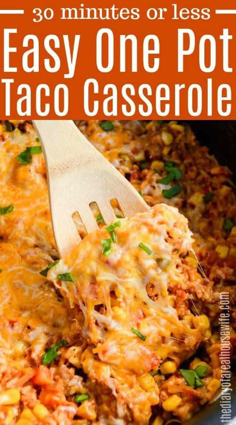 Taco Casserole With Rice, Minute Rice Recipes, Beef Taco Casserole, Ground Beef And Rice, Rice Recipes For Dinner, Ground Beef Tacos, Taco Casserole, Beef And Rice, Mexican Food Recipes Easy