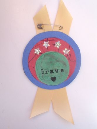 In this fun activity, kids learn how to make their own bravery badges so they can be brave anytime they want. Queen Esther Crafts, Bible Story Crafts, Anabolic Steroids, Queen Esther, Preschool Bible, Church Crafts, Sunday School Ideas, Vacation Bible School, Sunday School Crafts