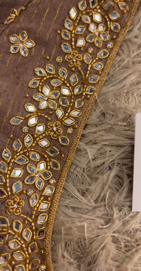 Kundan Embroidery Work Suits, Gold Thread Work Blouse Designs, Kundan Maggam Work Designs, Kundan Work Blouse Designs Latest, Trending Aari Work Blouse Designs, Kundan Aari Work Blouse, Kundan Stone Work Blouse Designs, Stone Aari Work Blouse, Kundan Work Blouse Designs