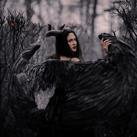 Maleficent Cosplay, Classic Fairy Tales, Surreal Photos, Art Therapy Activities, Good Day Song, Black Wings, Fantasy Aesthetic, Therapy Activities, Maleficent