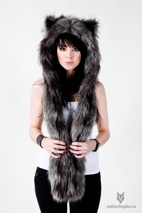 faux fur spirit hood Spirit Hood, Moon Costume, Luxury Robes, Middle Eastern Fashion, Faux Fur Coats, Parka Style, Ski Fashion, Mod Fashion, Fur Coats