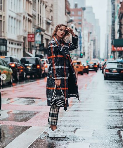 Rainy Day Work Outfit, Fall Rainy Day Outfits, Rainy Outfit, Rainy Day Outfit For Spring, Rainy Day Outfit For Work, Rainy Day Fashion, Fall Outfits For Work, Smart Casual Outfit, Street Style Inspiration