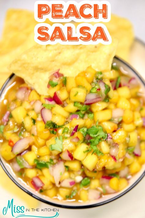 Make a batch of this quick and easy Peach Salsa while fresh peaches are in season to boost the flavor of your next meal on the grill or serve it up with chips for a delicious appetizer! Salsa For Chips, Easy Peach Salsa, Peach Salsa Recipe, Peach Salsa Recipes, Fresh Salsa Recipe, Grilling Menu, Salsa Ingredients, Peach Salsa, Fruit Salsa