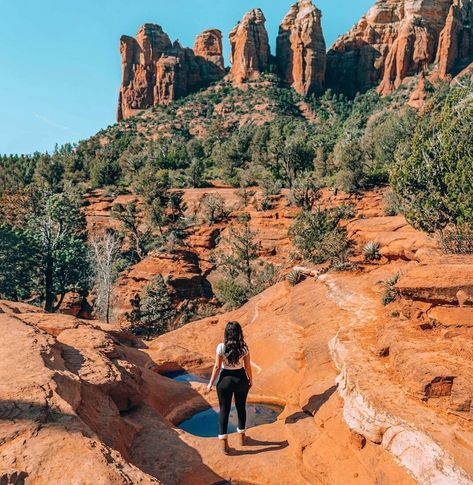 This 1-Mile Hike in Sedona Arizona Will Lead You to Jaw-Dropping Natural Pools Starcrossed Lovers, Sedona Arizona Travel, Sedona Hikes, The Moon And The Sun, Sedona Travel, Moon And The Sun, Beginner Hiker, Arizona Trip, Trip To Grand Canyon