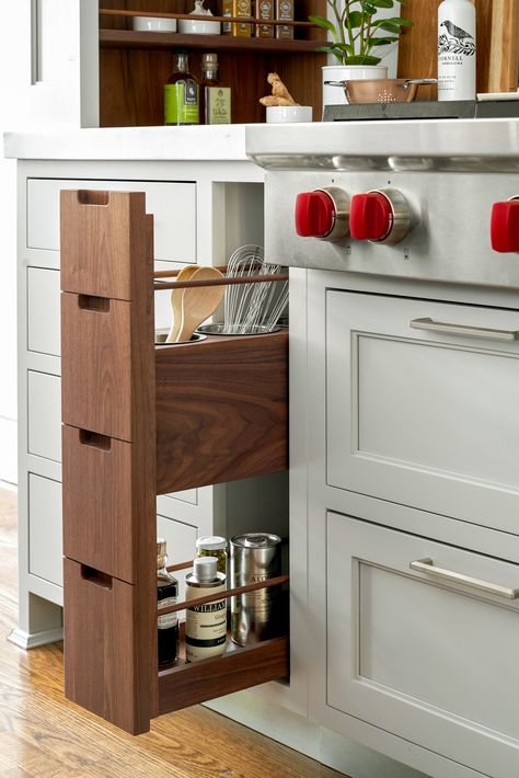 Kitchen Cabinet Compartment, Drawers In Kitchen Cabinets, Slim Kitchen Cabinet, Kitchen Pullout, Utensil Drawer, Grandma's Kitchen, Hidden Kitchen, Kitchen Storage Ideas, Spice Drawer