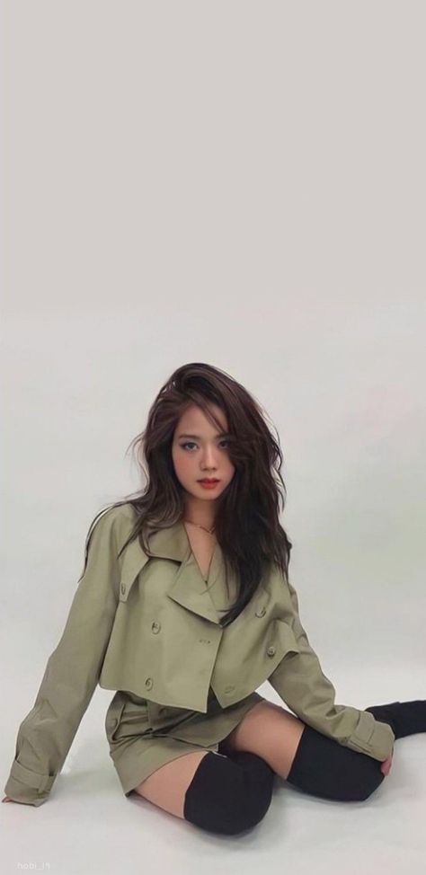 Jisoo Edit, A Crush, Jisoo Blackpink, Ji Soo, Blackpink Photos, Pretty Selfies, Blackpink In Your Area, Blackpink Fashion, الرسومات اللطيفة