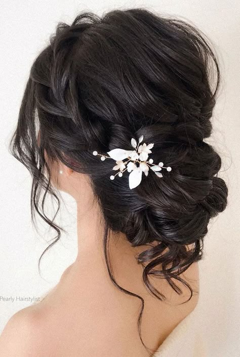 hairstyles for weddings long hair, wedding updos with braids, wedding updos, bridal updos ,messy updo hairstyles ,hairstyle #hairstyle #weddinghair #updo #upstyle elegant bridal hairstyle Long Hair Wedding Updos, Messy Hair Updo, Messy Updo, Bridal Hair Updo, Long Hair Wedding Styles, Bridal Hairstyle, Wedding Hair Inspiration, Bridal Updo, Penteado Cabelo Curto