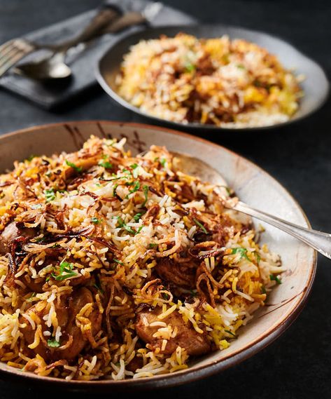 chicken biryani - indian restaurant style Chicken Biryani Recipe, Indian Chicken, Chicken Biryani, Desi Food, Biryani Recipe, Indian Restaurant, Indian Dishes, Biryani, Curry Recipes