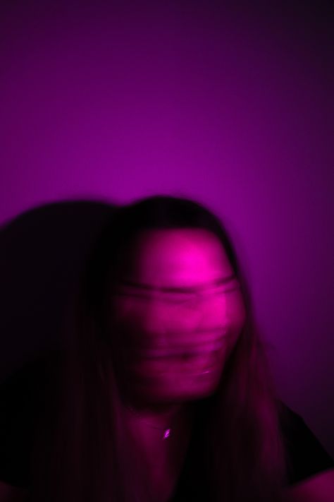 #scream #photography #purple #aesthetic #movement #emotion #photoshoot #magenta #pink Emotion Photoshoot, Movement Photography, Expressions Photography, Emotional Photos, Pink Photography, Concept Photography, Paint Photography, Creepy Pasta, Cute Tumblr Pictures