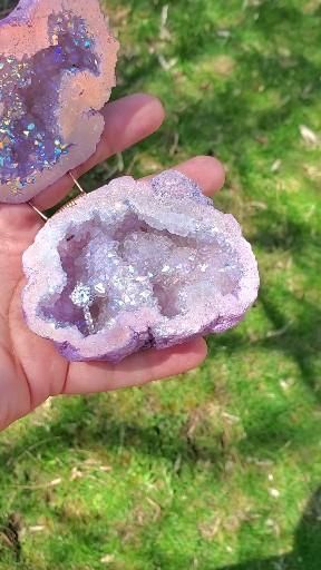 Lilac Aura, Geode Ring Box, Purity Rings, Geode Ring, Ways To Propose, Proposal Ring Box, Wedding Diamond, Magical Jewelry, Engagement Ring Box