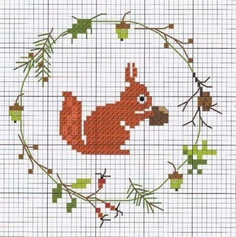 Autumn Cross Stitch Patterns, Fall Cross Stitch, Xmas Cross Stitch, Diy Cross Stitch, Crochet Cross, Cross Stitch Animals, Simple Cross Stitch, Cross Stitch Patterns Christmas, Cross Stitch Patterns Free