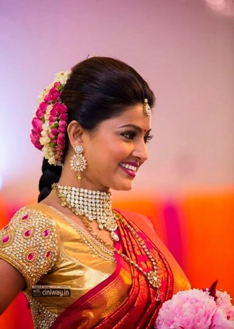 Sneha at London 2014 Simple Hairstyle For Saree, Best Bridal Makeup, Indian Bridal Hairstyles, Indian Bridal Wear, Bridal Silk Saree, Indian Bridal Fashion, Indian Bridal Makeup, Bridal Blouse Designs, Bridal Makeup Artist