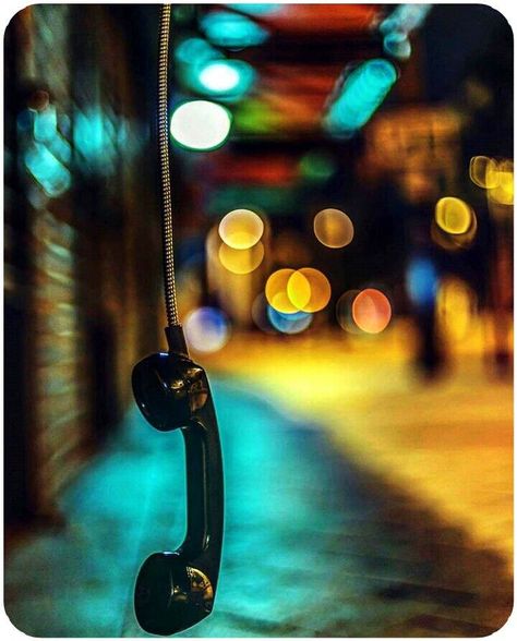 Depth Of Field Photography, James Nachtwey, Photo Bokeh, Blurry Lights, Digital Photography Lessons, Blur Photography, Bokeh Photography, Tapeta Galaxie, Photography Classes