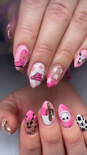 Nail Designs Cowgirl, Faster Horses Nails, Western Barbie Nails, Disco Cowgirl Nail Designs, Yeehaw Nails, Cowgirl Nails Designs Westerns, Pink Country Nails, Pink Cowboy Nails, Lainey Wilson Nails