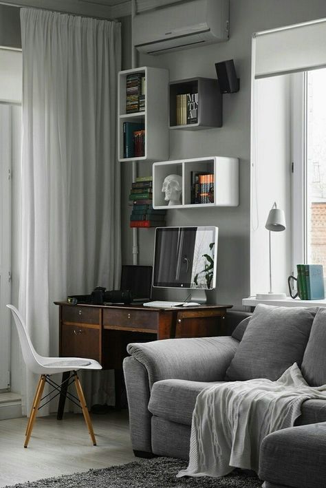 Small area Small Home Office Ideas For Men, Small Office Decor, Small Space Hacks, Design Salon, Small Apartment Living, Small Room Design, Small Home Office, Office Workspace, Studio Apartment Decorating