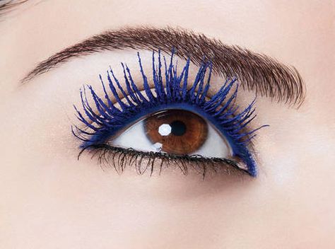 Best Smudge Proof Mascara, Smudge Proof Mascara, Voluminous Mascara, Blue Mascara, Bold Eyes, Creative Eye Makeup, Eye Mascara, Blue Makeup, Blue Eye Makeup