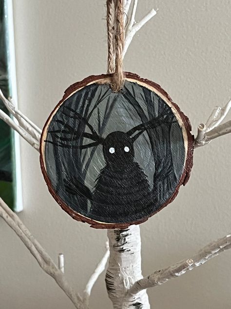 Over the Garden Wall the Beast Wooden Ornament / Halloween - Etsy Over The Garden Wall Diy Decor, Over The Garden Wall Party Ideas, Over The Garden Wall Halloween Decor, Over The Garden Wall Crafts, The Beast Over The Garden Wall, Over The Garden Wall Embroidery, Over The Garden Wall Decor, Over The Garden Wall Painting, Over The Garden Wall Party