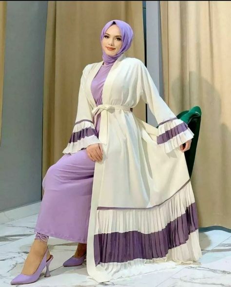 Chiffon Abaya Designs, Abaya Designs Latest Dubai 2023, New Hijab Style, Burkha Designs, Muslimah Fashion Casual, Abaya Designs Latest, Islamic Fashion Dresses, Hijab Style Tutorial, Girl Fashion Style