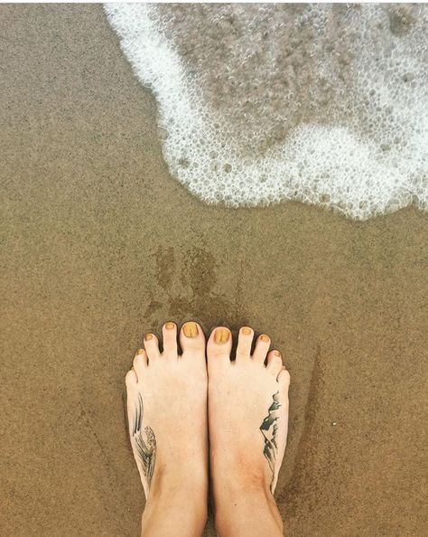 Wave Ankle Tattoos For Women, Ocean Foot Tattoo, Mountain Foot Tattoo, Wave Foot Tattoo, Mountain And Wave Tattoo, Wave Tattoo Foot, Toe Tattoos, Tattoo 2023, Tattoo 2024