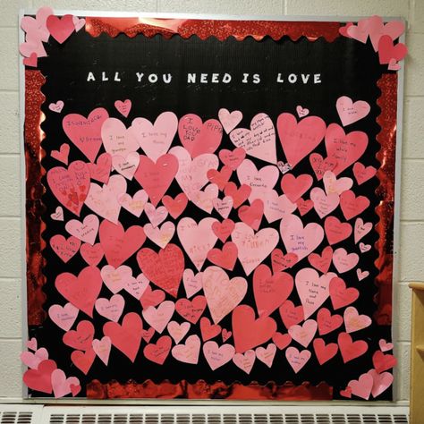 26 Valentine's Day Bulletin Board Ideas for a Lovable Classroom Display | Teach Starter Valentines Day At School, Valentine Board Ideas Classroom, Cute Valentines Bulletin Board Ideas, Self Love Bulletin Board, Valentines Day Board, Valentines Board Ideas, Love Bulletin Board Ideas, Heart Bulletin Board Ideas, Valentines Day Classroom