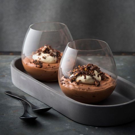 Luxurious, delicious and simple treats for home or a gift to give made with love. Coffee Parfait, Chocolate Honeycomb, Chocolate Parfait, Grilled Desserts, Desserts In A Glass, Parfait Desserts, Dark Chocolate Mousse, Chocolate Garnishes, Easy Treats