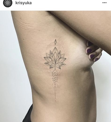 Lotus Tattoo Ribs, Vertical Rib Tattoo, Flower Tattoo On Ribs, Chestnut Brown Hair, Tattoos Inspo, Kunst Tattoos, Lotus Tattoo, Discreet Tattoos, Fun Accessories