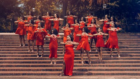 Sorority Photoshoot, Sorority Pictures, Shang Tsung, Delta Sorority, Alpha Phi Alpha, Delta Sigma Theta Sorority, Grad Photoshoot, Sigma Gamma Rho, Beautiful Photoshoot