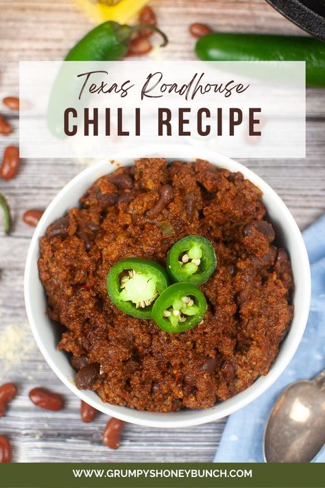 Indulge in the rich flavors of Texas with this authentic Texas Roadhouse Copycat Chili recipe! This hearty, customizable dish brings the essence of Texan cuisine to your table. Simplicity meets satisfaction in this one-pot wonder—perfect for cozy nights in or gatherings with friends! Get this copycat chili recipe and more at Honeybunch Hunts website. Cactus Chili Recipe, The Best Texas Chili Recipe, Spicy Texas Chili Recipe, Texas Roadhouse Chili Recipe, Chili’s Copycat Chili Recipe, Meat Church Texas Chili, Venison Chili Recipe, Tim Horton’s Chili Recipe, Spicy Chili Recipe