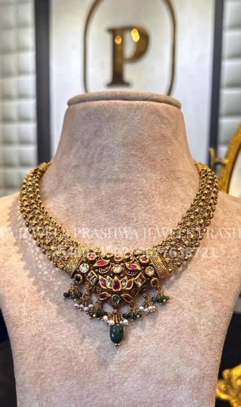 Kante With Diamond Pendant, Choker Antique Necklace Designs, Antique Haaram Designs Gold, Dashavataram Necklace Gold, 16 Grams Gold Necklace Designs, Choker Necklace Designs Gold Indian, Kandalaa Jewellery, Short Gold Necklace, Fashion Jewelry Necklaces Gold