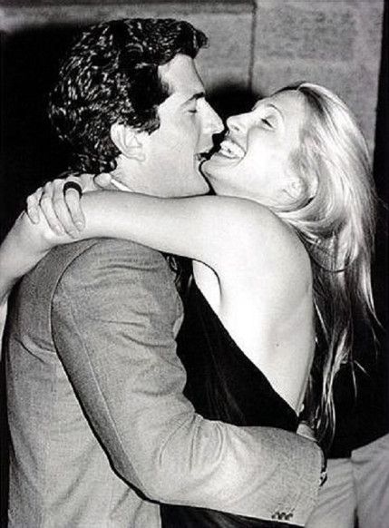 . Carolyn Bessette, John Junior, Sofia Loren, Edward Norton, Jfk Jr, John Fitzgerald, Serge Gainsbourg, Famous Couples, Jackie O