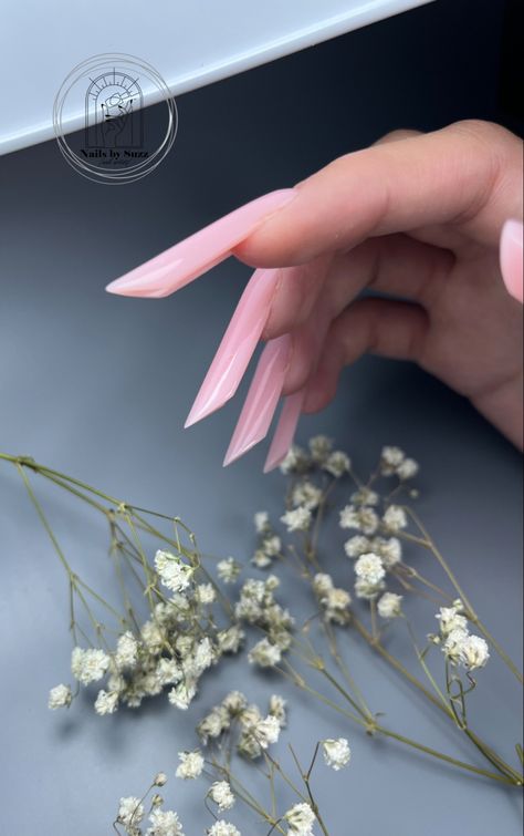 Simple russian almond long nails Russian Acrylic Nails, Russian Almond Nails Designs, Russian Almond Nails, Almond Long Nails, Russian Nails, Inspo Acrylic Nails, Long Nails Almond, Nail Inspo Acrylic, Almond Nail Art