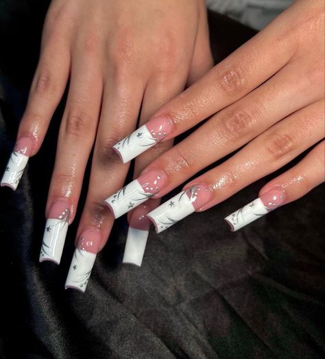 @/nailsonglo on ig Square 2000s Nails, Square French Tip Acrylic Nails 2000s, French Tips Nails Design, French Tip Acrylic Nails 2000s, Long French Tip Designs, Straight Across French Tip, Original French Tip Nails, Spanish Tips Nails, Early 2000s French Tip Nails