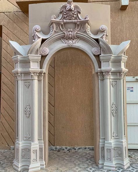 Classic House Interior Design, Shoe Store Design, Cornice Design, Altar Design, Cement Design, His Personality, Wooden Front Door Design, Neoclassical Interior, Pillar Design