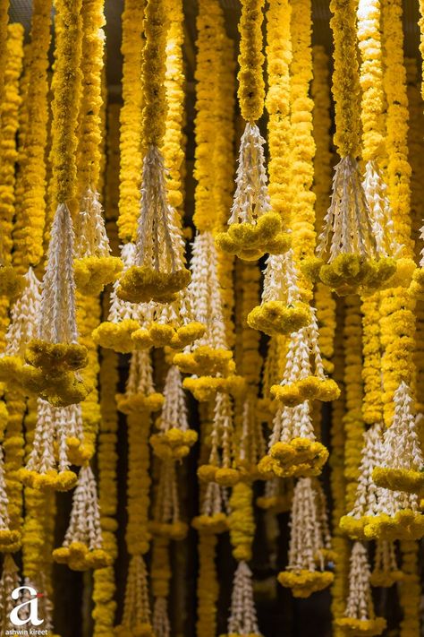 Photo From Shravya And Sharan's Engagement  - By Ashwin Kireet Photography Yellow Indian Aesthetic, Marigold Decor, Marigold Flower Garland, Indian Wedding Decoration, Temple Decoration, Decoration Stage, Haldi Decor, Flower Garland Wedding, Lilly Flower